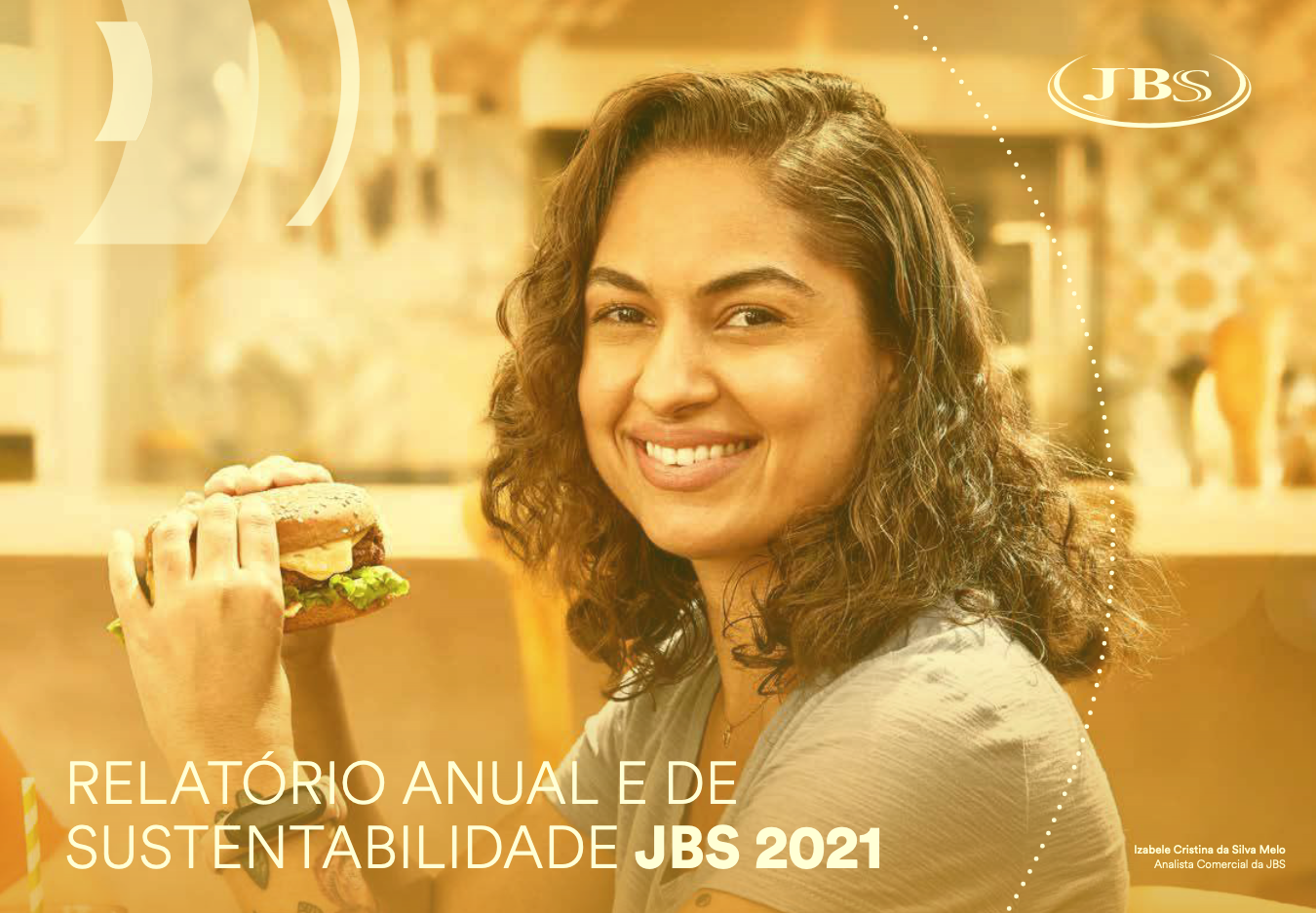 Capa PDF Relatório Anual de Sustentabilidade 2021 Mulher sorrindo enquanto segura um hamburguer, logo JBS branco no topo direito